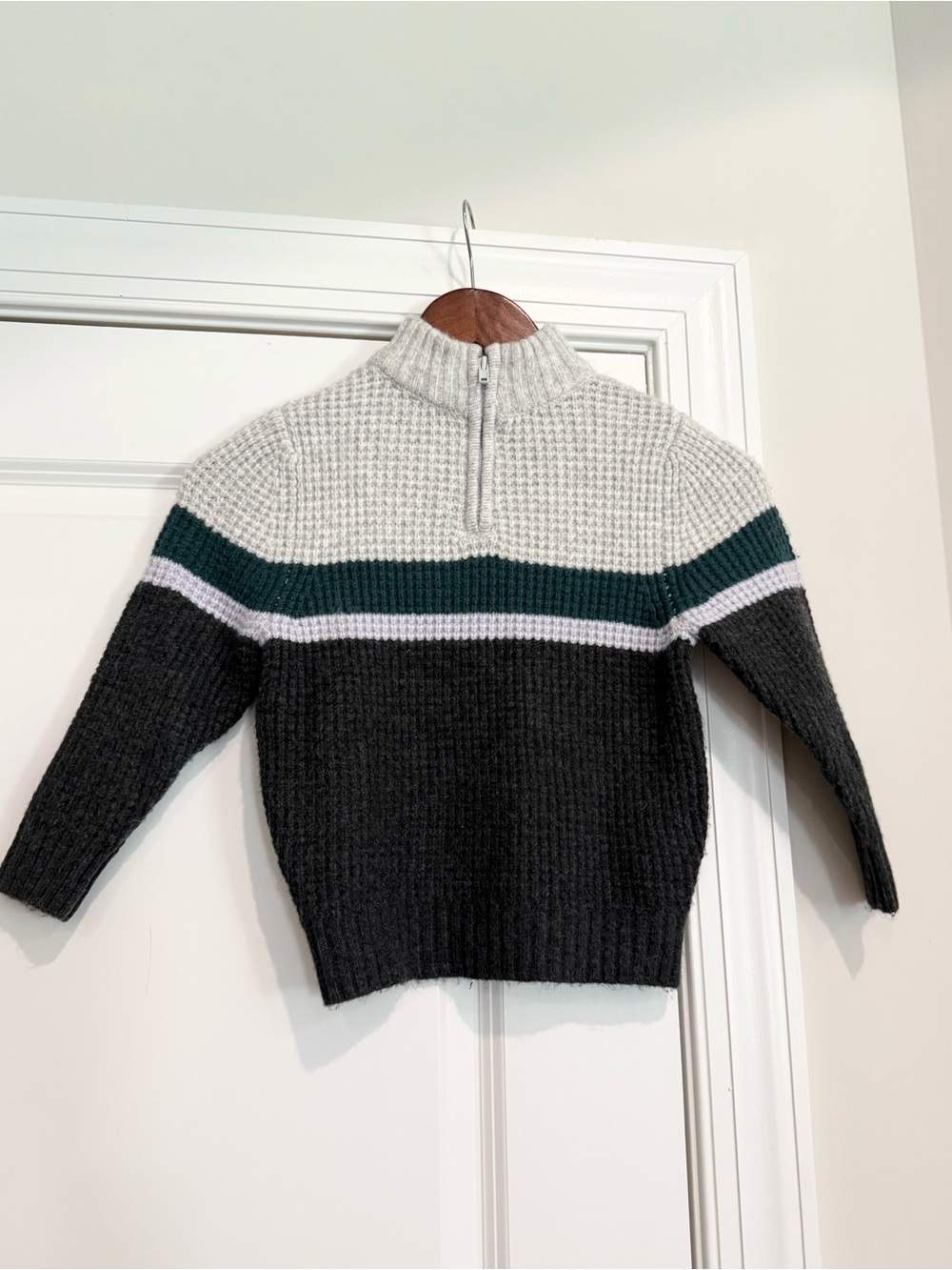 NWOT Cat & Jack Colorblock Half-Zip Sweater in Light Grey, Dark Gray & Green